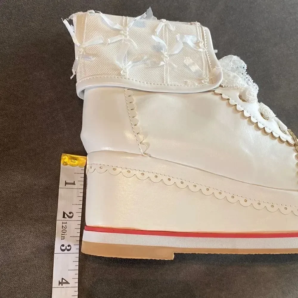 Women’s Platform Wedge Boots White Size EU 37 (6.5 US) NEW
